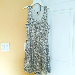 Love Culture black and white floral sleeveless dress